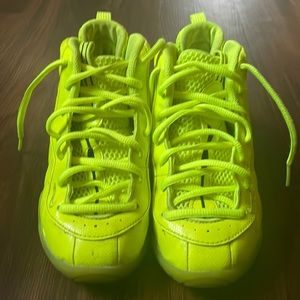 Neon green (Volt) Lil Posite foamposits! Hard to find. Great condition.